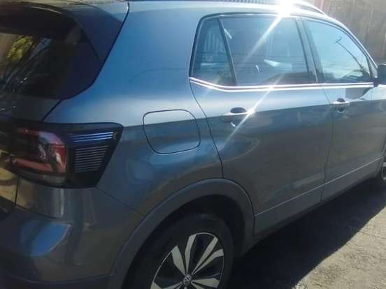 VOLKSWAGEN-T-CROSS-1.0 200 TSI TOTAL FLEX AUTOMÁTICO VOLKSWAGEN-T-CROSS-2020