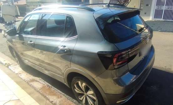 VOLKSWAGEN-T-CROSS-2020
