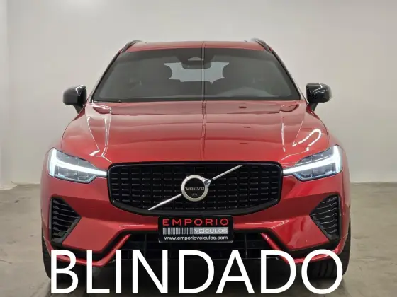 VOLVO XC60 2.0 T8 RECHARGE ULTIMATE DARK AWD GEARTRONIC VOLVO XC60 2.0 T8 RECHARGE ULTIMATE DARK AWD GEARTRONIC