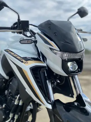 YAMAHA FZ25 FAZER CONNECTED ABS 