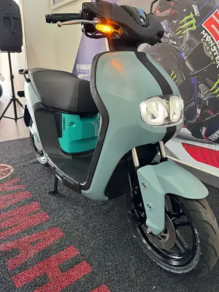 YAMAHA NEOS CONNECTED 