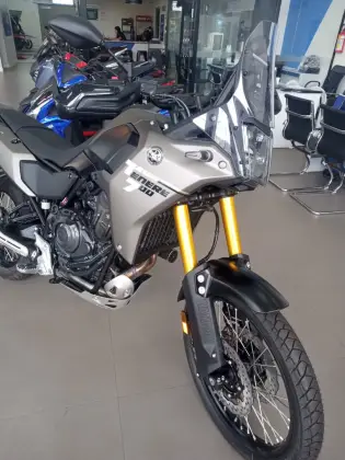 YAMAHA XTZ 700 TÉNÉRÉ 