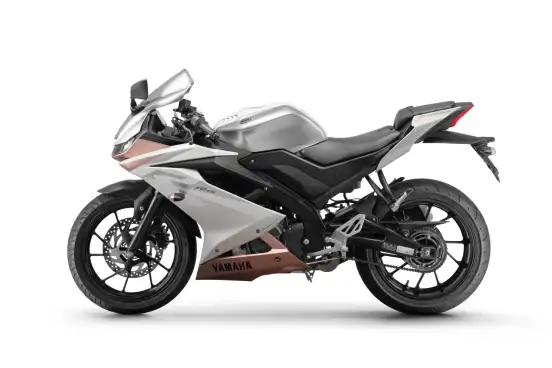 YAMAHA-YZF R15-2026