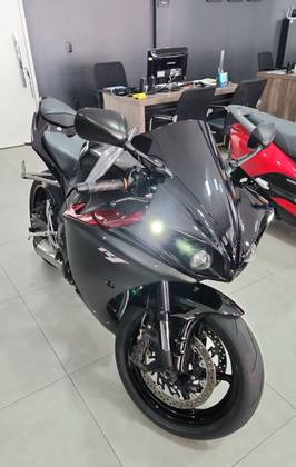 YAMAHA YZF R1 
