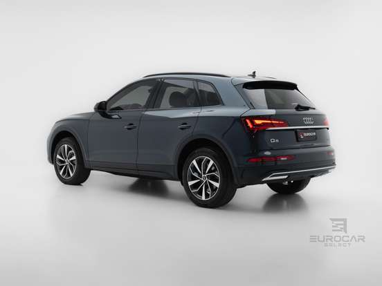 AUDI-Q5-2023