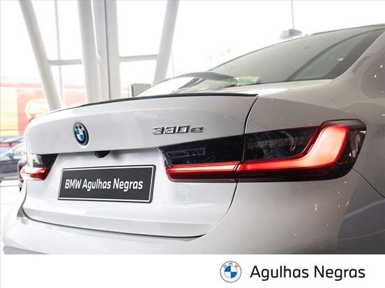 BMW-330e-2.0 16V TURBO HÍBRIDO M SPORT AUTOMÁTICO BMW-330e-2025