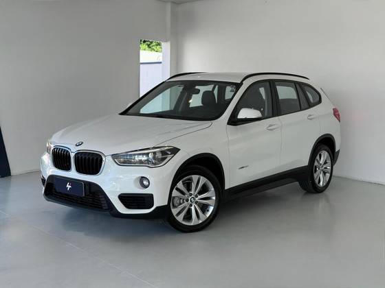 BMW X1 2018 2.0 16V TURBO ACTIVEFLEX sDrive20i xLine 4-door Automatic