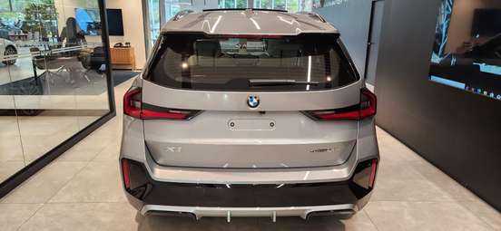 BMW-X1-2025