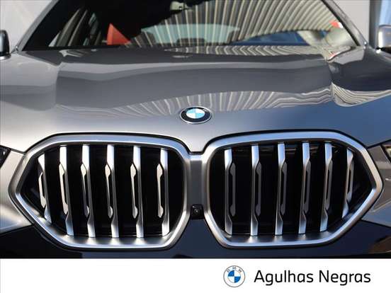 BMW-X6-2025