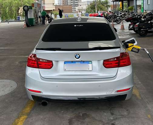 BMW-320i-2.0 16V TURBO ACTIVE FLEX 4P AUTOMÁTICO BMW-320i-2013