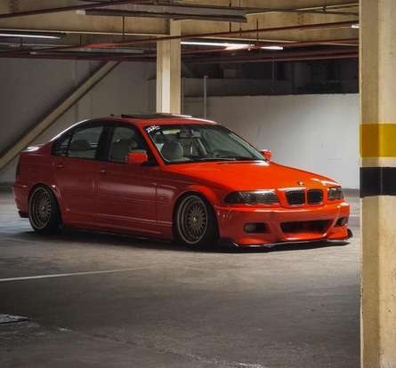 BMW-325i-2001