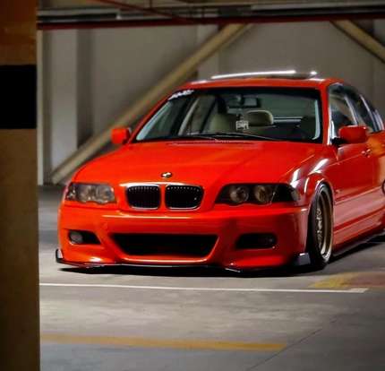 BMW-325i-2001