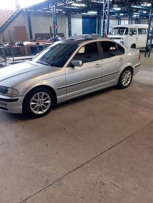 BMW-325i-2.5 SEDAN 24V GASOLINA 4P AUTOMÁTICO BMW-325i-2001