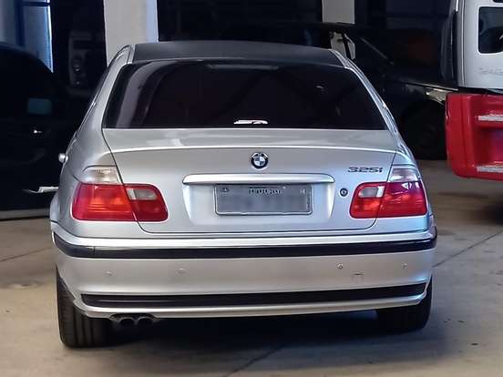 BMW-325i-2.5 SEDAN 24V GASOLINA 4P AUTOMÁTICO BMW-325i-2001