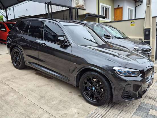 BMW-iX3-ELÉTRICO M SPORT BMW-iX3-2023