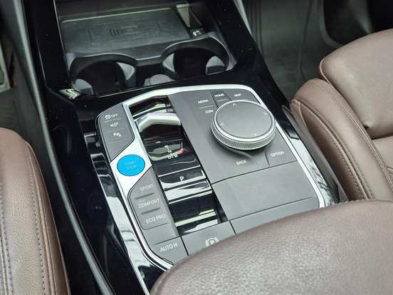 BMW-iX3-ELÉTRICO M SPORT BMW-iX3-2023