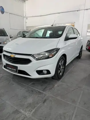 CHEVROLET ONIX 1.4 MPFI LTZ 8V FLEX 4P AUTOMÁTICO CHEVROLET ONIX 1.4 MPFI LTZ 8V FLEX 4P AUTOMÁTICO