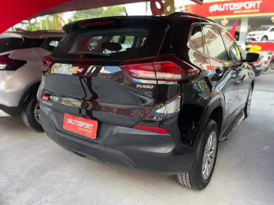 CHEVROLET-TRACKER-2022