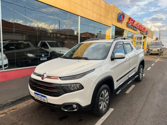 FIAT TORO 1.8 16V EVO FLEX FREEDOM AT6 FIAT TORO 1.8 16V EVO FLEX FREEDOM AT6