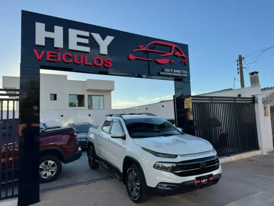 FIAT TORO 2.0 16V TURBO DIESEL FREEDOM 4WD AT9 FIAT TORO 2.0 16V TURBO DIESEL FREEDOM 4WD AT9