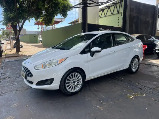 FORD FIESTA 1.6 TITANIUM HATCH 16V FLEX 4P AUTOMÁTICO
