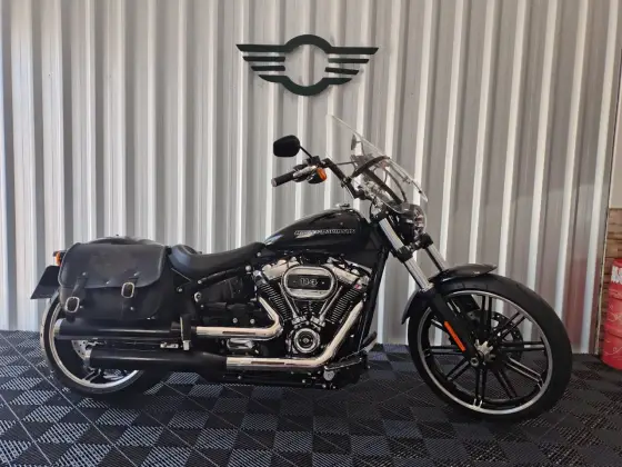 HARLEY-DAVIDSON SOFTAIL BREAKOUT 114 HARLEY-DAVIDSON SOFTAIL BREAKOUT 114