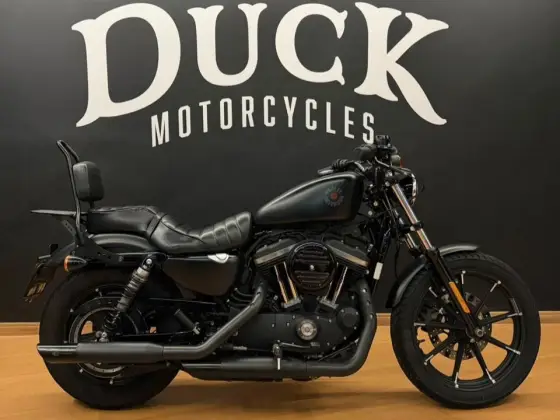 HARLEY-DAVIDSON SPORTSTER IRON 883 