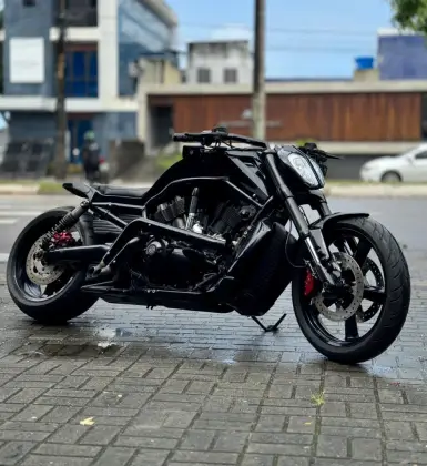 HARLEY-DAVIDSON V-ROD 