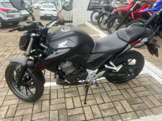 HONDA CB 300F TWISTER CBS HONDA CB 300F TWISTER CBS