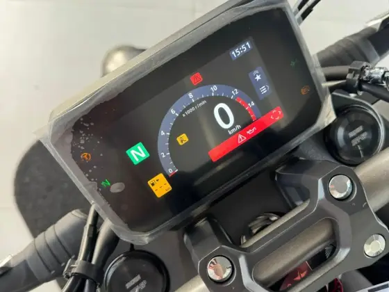 HONDA CB 650R E-CLUTCH 