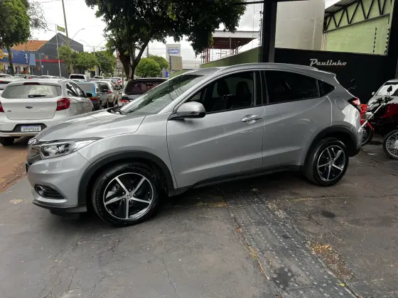 HONDA HR-V 1.8 16V FLEX LX 4P AUTOMÁTICO HONDA HR-V 1.8 16V FLEX LX 4P AUTOMÁTICO