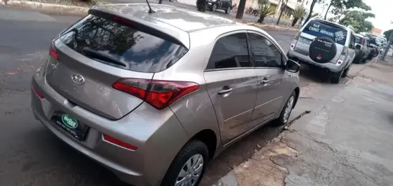 HYUNDAI HB20 1.0 UNIQUE 12V FLEX 4P MANUAL