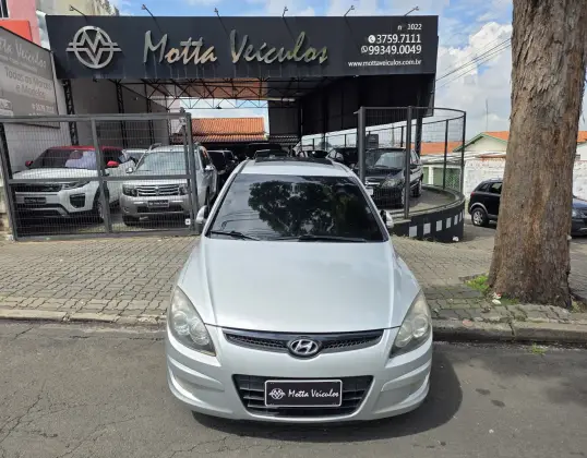 HYUNDAI I30 2.0 MPFI GLS 16V GASOLINA 4P AUTOMÁTICO HYUNDAI I30 2.0 MPFI GLS 16V GASOLINA 4P AUTOMÁTICO