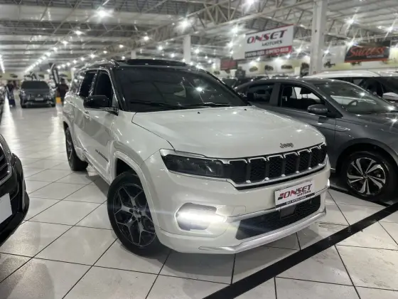 JEEP COMMANDER 1.3 T270 TURBO FLEX OVERLAND AT6