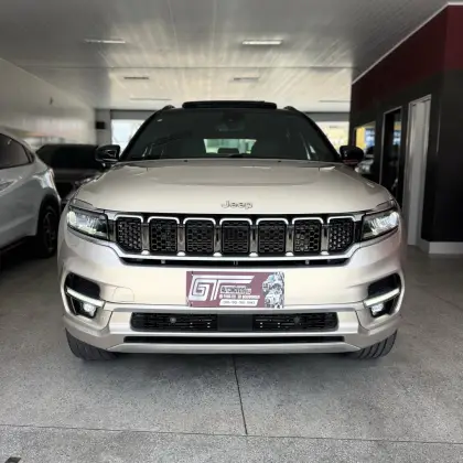JEEP COMMANDER 1.3 T270 TURBO FLEX OVERLAND AT6 JEEP COMMANDER 1.3 T270 TURBO FLEX OVERLAND AT6