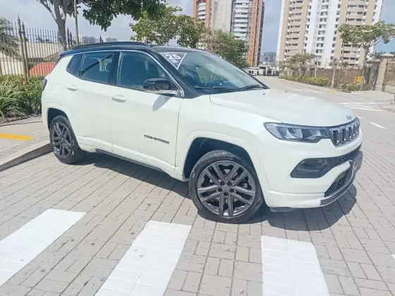 JEEP COMPASS 2.0 HURRICANE 4 TURBO GASOLINA OVERLAND AT9 JEEP COMPASS 2.0 HURRICANE 4 TURBO GASOLINA OVERLAND AT9