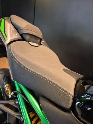 KAWASAKI-Z900 R EDITION-2025