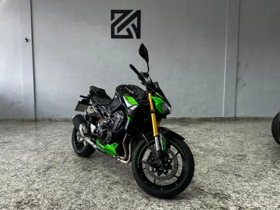 KAWASAKI Z900 R EDITION 