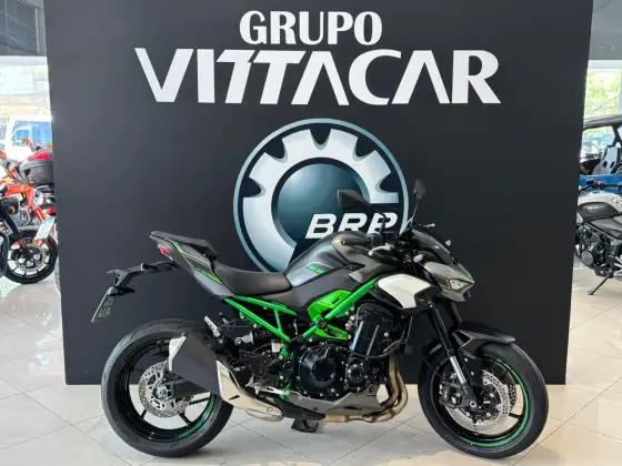 KAWASAKI Z900 