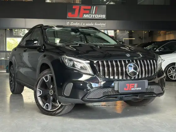 MERCEDES-BENZ GLA 200 1.6 CGI FLEX NIGHT 7G-DCT