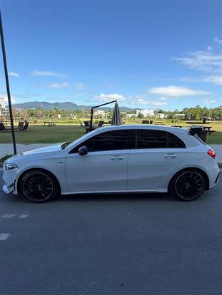 MERCEDES-BENZ-A 35 AMG-2021
