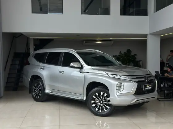 MITSUBISHI PAJERO SPORT 2.4 16V MIVEC TURBO DIESEL HPE-S AWD AUTOMÁTICO