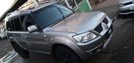 MITSUBISHI PAJERO TR4 2.0 4X4 16V FLEX 4P MANUAL