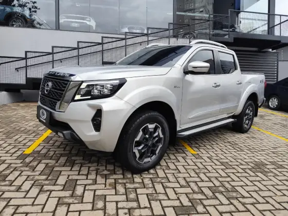 NISSAN FRONTIER 2.3 16V TURBO DIESEL PLATINUM CD 4X4 AUTOMÁTICO