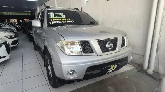NISSAN FRONTIER 2.5 XE 4X2 CD TURBO ELETRONIC DIESEL 4P MANUAL