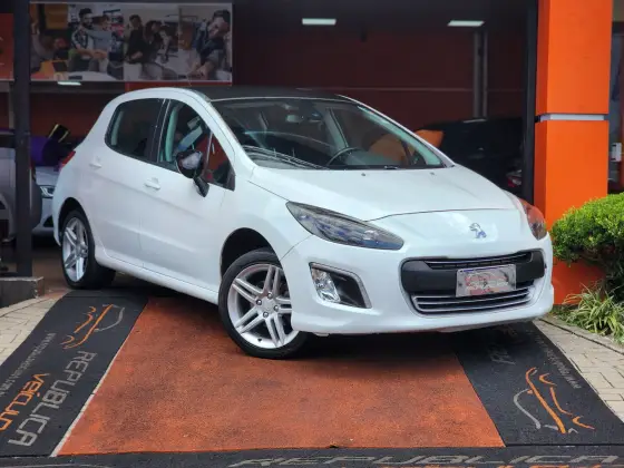 PEUGEOT 308 2.0 FELINE 16V FLEX 4P AUTOMÁTICO PEUGEOT 308 2.0 FELINE 16V FLEX 4P AUTOMÁTICO