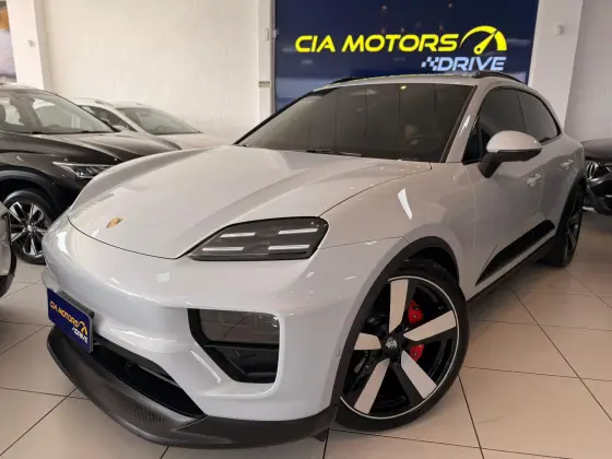 PORSCHE MACAN 4S ELÉTRICO