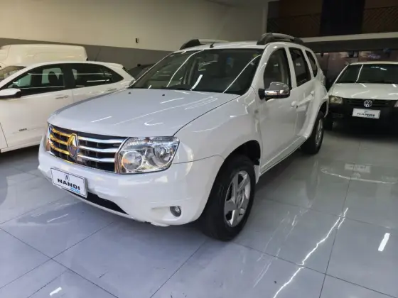 RENAULT DUSTER 2.0 DYNAMIQUE 4X2 16V FLEX 4P AUTOMÁTICO