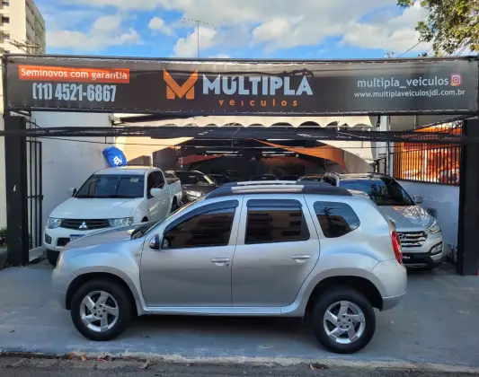 RENAULT DUSTER 2.0 DYNAMIQUE 4X2 16V FLEX 4P AUTOMÁTICO