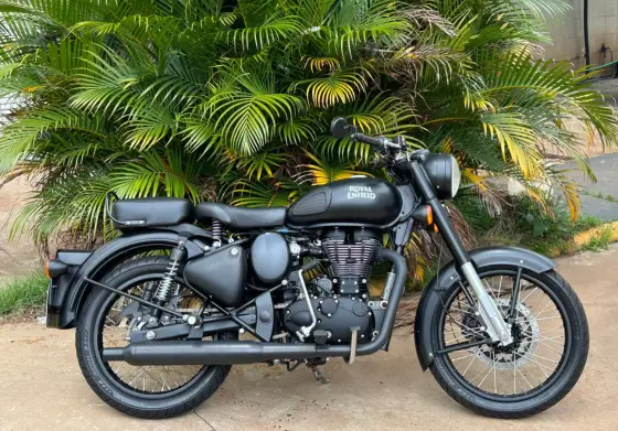 ROYAL ENFIELD CLASSIC 500 